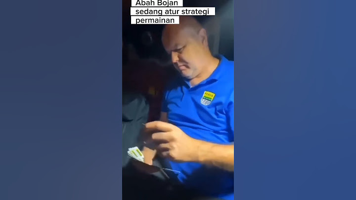 bojan hodak sedang mengatur strategi #persibbandung #persibday #trending
