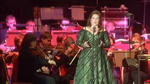 Salute Petra - 08 - Vissi d'arte (Tosca) - Cynthia...