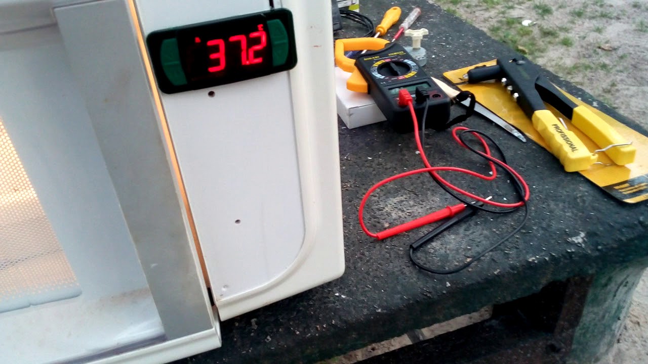 Projeto de chocadeira feita com microondas