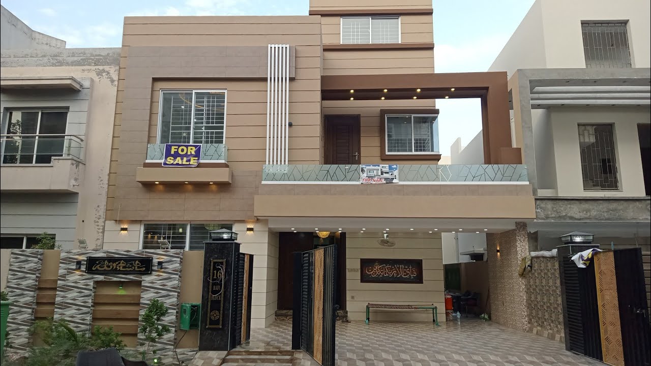10 MARLA BRAND NEW HOUSE FOR SALE MAIN BOULEVARD BEAUTIFUL HOUSE