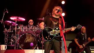 Sammy Hagar (Circle) - The Devil Came To Philly, Full Circle Jam (Chump Change) - Reno - 4-19-2019