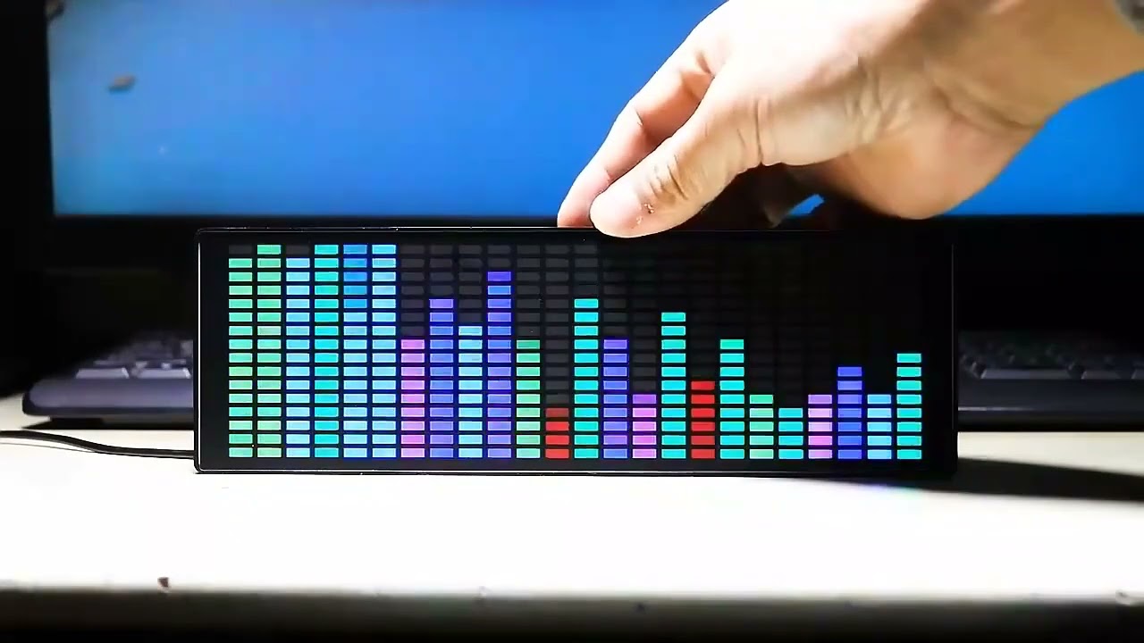 Display LED Per Spettro Musicale 384 LED 1624 Segmenti – Analizzatore Ritmico Con Sensore Vocale E Controllo Audio, Alloggiamento Viola