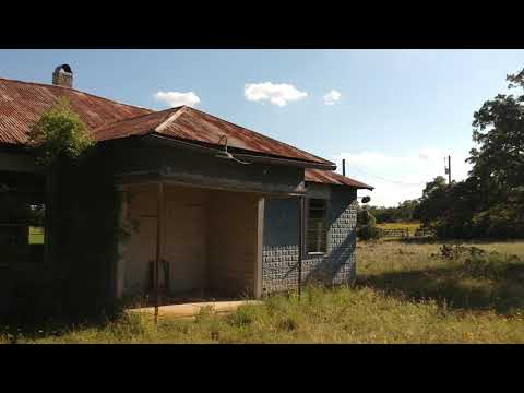 Sandy: Village Schoolhouse