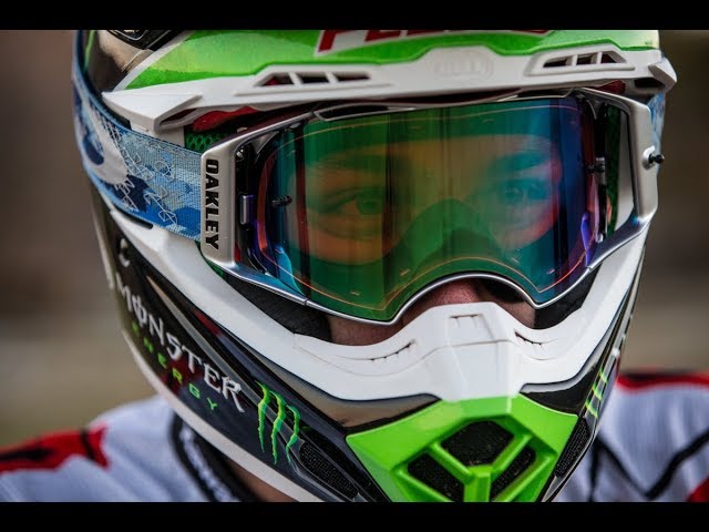 Eli Tomac and Prizm MX | One Obsession – Oakley - YouTube