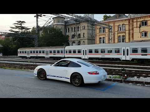 Porsche 911 Carrera