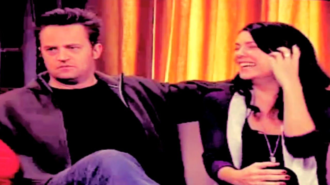 Lauren Graham & Matthew Perry - Smile [250 subscribers!]