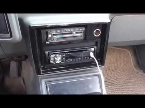 85 Monte Carlo SS Radio