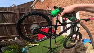 washing my bike before the windhill race