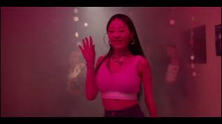 썸머케익 SUMMER CAKE - 사람들 앞에선 안돼 Not In Public  M/V