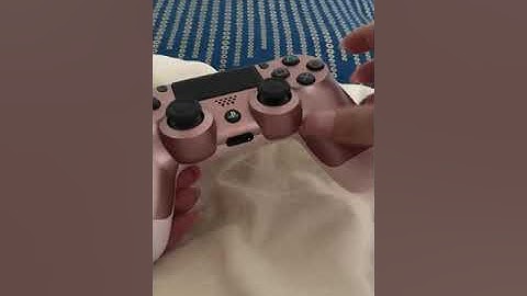 [Asmr] Tapping and scratching on ps4 controller 🎮