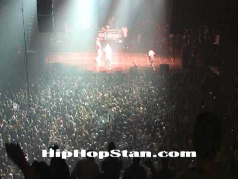 HIPHOPSTAN.com EXCLUSIVE ONLY!!! TI live concert performance in NYC, Hammerstein Ballroom (12-03-08) -Lets Get Away -Why You Wanna -Bring Em Out -Swing Ya Rag