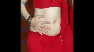 Hot Bhabhi Chubby Belly And Big Deep Navel Shownavel Shownavelhotnavellowwasitsareedeepnavel