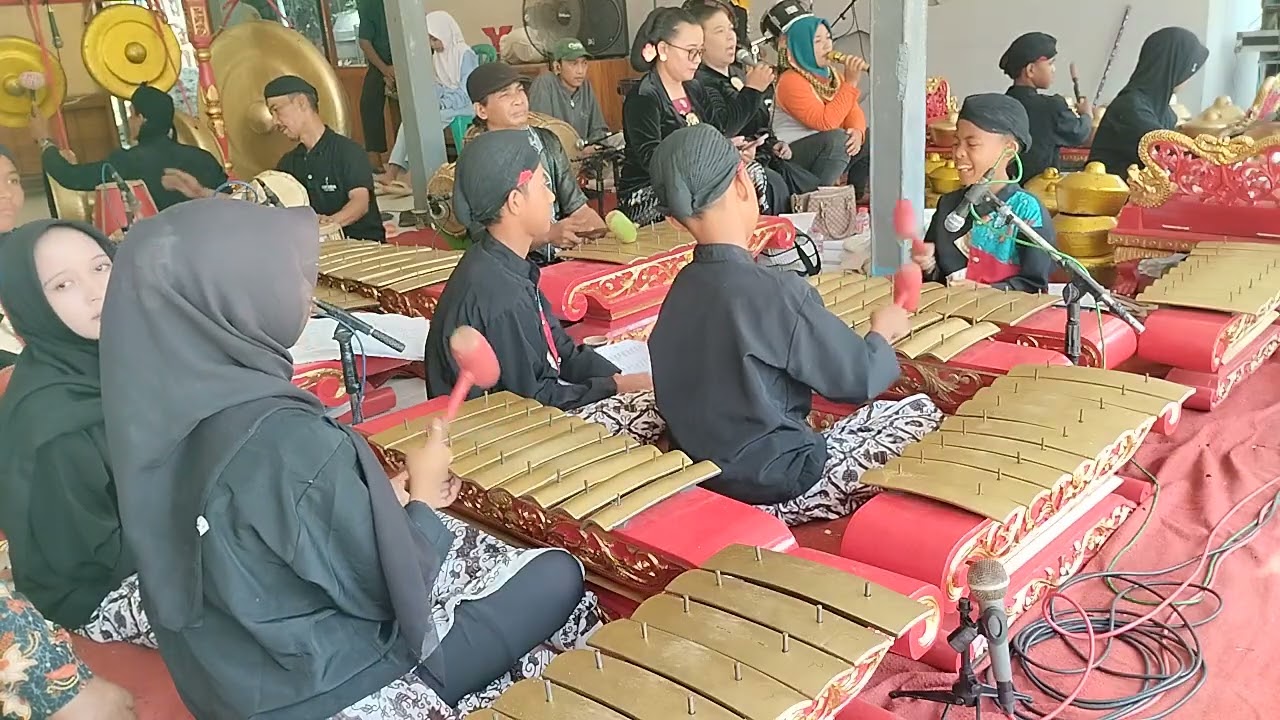 GENDING BANYUMASAN EBEG GATRA KIRANA