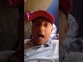 pregando a palavra de Deus.
