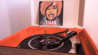 Tiger | Race | 7" Single