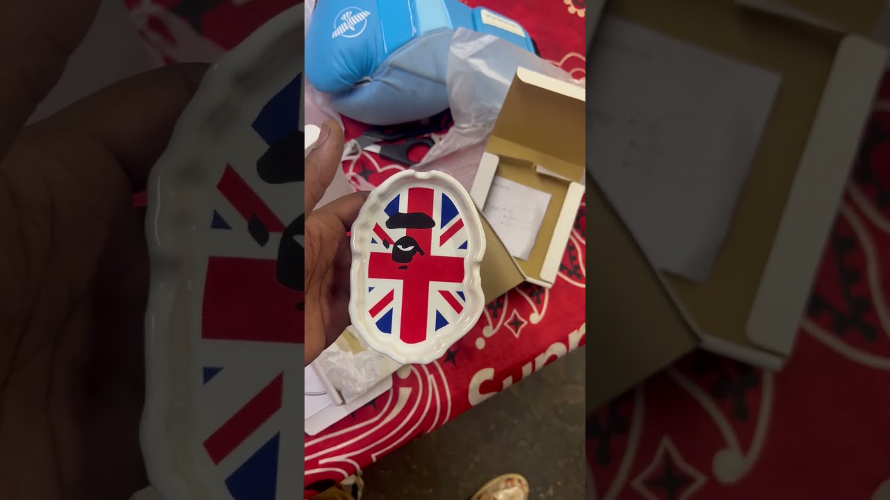 YouTube에서 bape ashtray 보기 YouTube에서 bape ashtray 보기