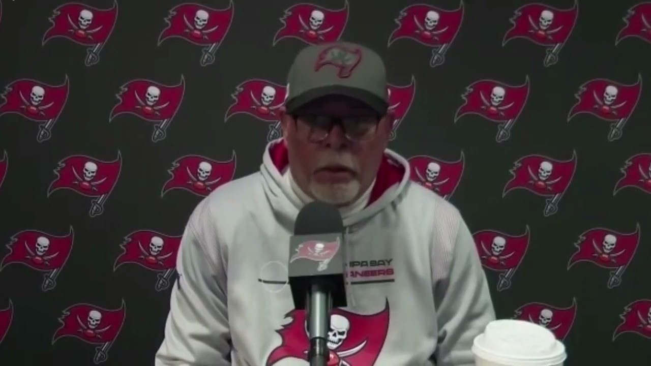 Antonio Brown is no longer a Tampa Bay Buccaneers player