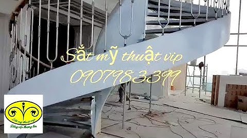 Thi công cầu thang xoắn hiện đại, cao cấp