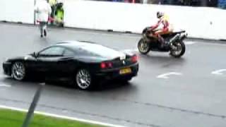 Ferrari vs bike aprilia 2012 at track ...