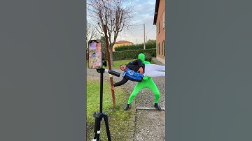 Pt.1 Backstage of the next video! Who was already following me? Let me know in the comments #vfx