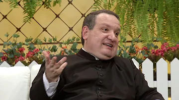 Porque a Nossa Senhora é chamada de Nossa Senhora?