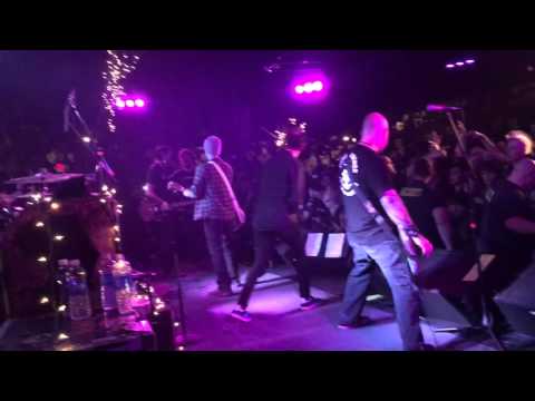 The Bouncing Souls-True Believers HFHT9 @ The Stone Pony!