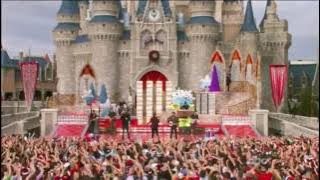 Lady Antebellum - Holly Jolly Christmas (Disney's Magical Holiday Celebration)