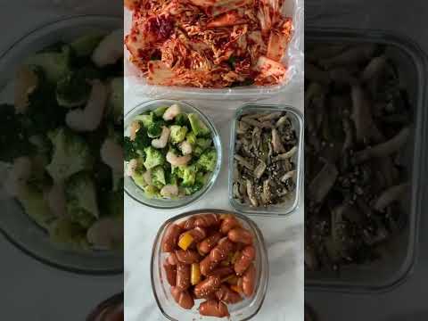 오늘의 반찬만들기 (겉절이, 새우브로콜리볶음, 소세지야채볶음, 느타리버섯볶음)