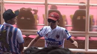 Yuli Sumpil Datang, Aremania Makin Lantang Bernyanyi | Bhayangkara FC vs Arema FC | Liga 1 2019