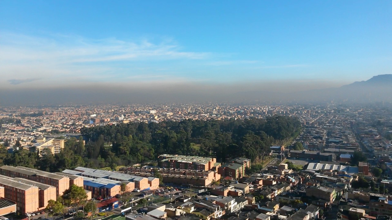 La gran nube negra sobre Bogota polusion. YouTube