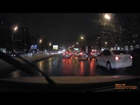 Автомобильный видеорегистратор Mio