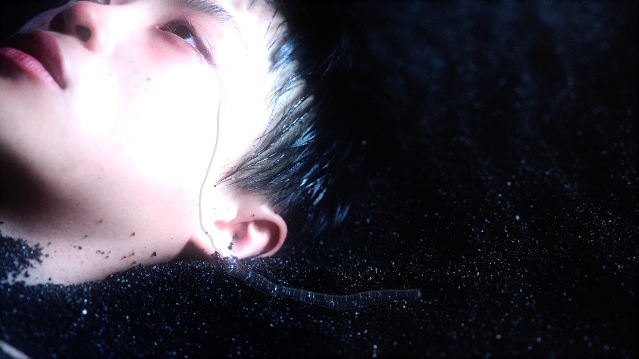 Guarda HWI - 기도문 (Prayer) M/V su YouTube Guarda HWI - 기도문 (Prayer) M/V su YouTube