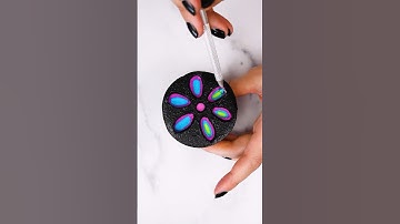 Layered Frosting Flower Cupcake Design #shorts