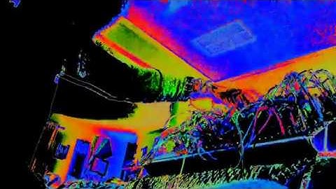 The Eloquencer makes Euro Rack Trip Techno