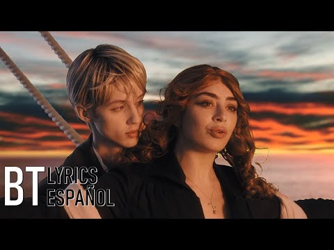 Charli XCX & Troye Sivan - 1999 (Lyrics + Español) Video Official