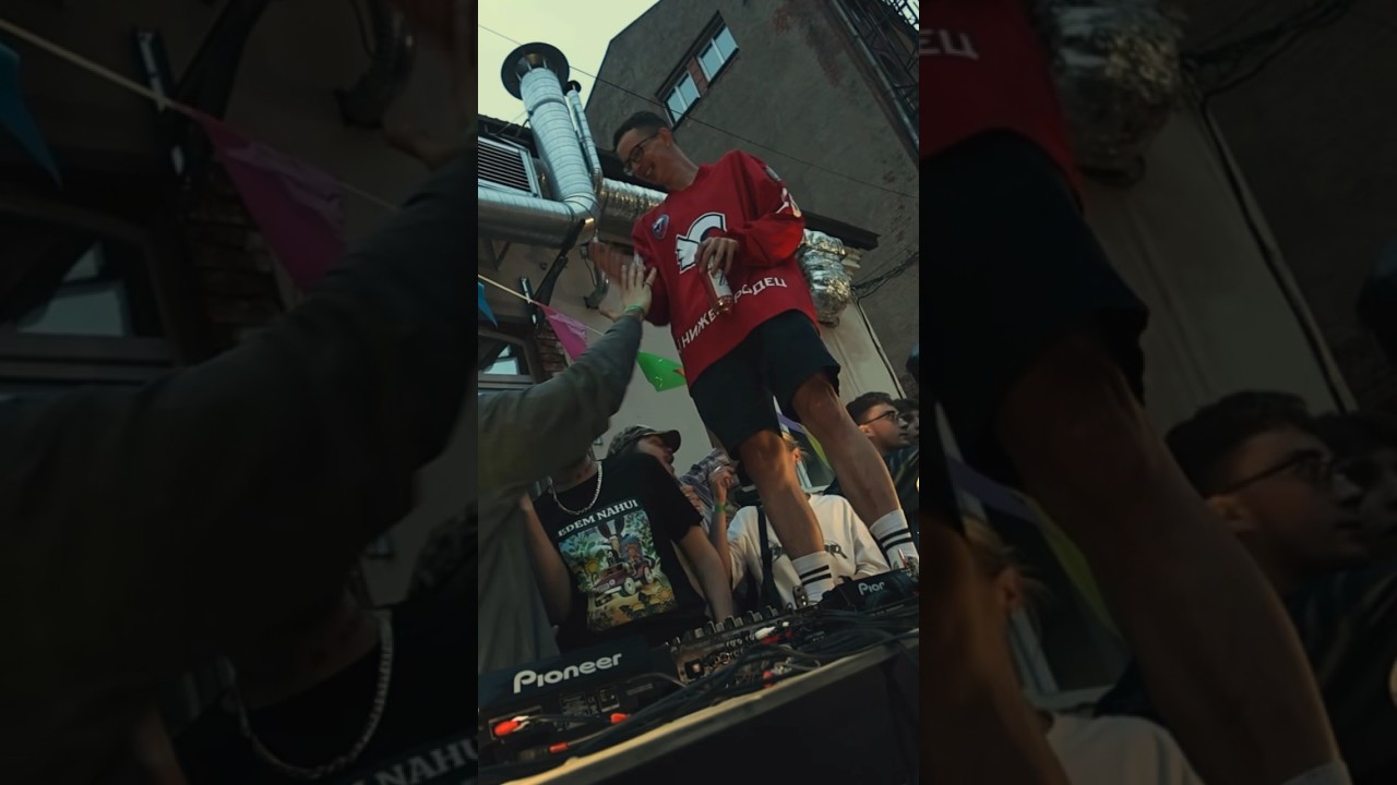 CRAZY RUSSIANS, WHAT DO THINK THEY’RE DOING? 🇧🇷🤝🇷🇺 