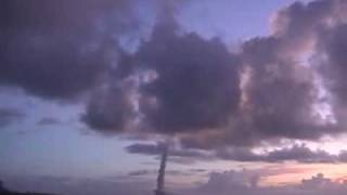 Delta 2 Rocket Launches GPS 2R-21 Satellite From Cape Canaveral