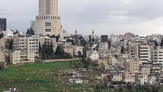 لحظه اطلاق صافرات الانذار لتنفيذ حظر التجول في عمان