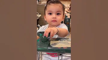 حبيبتي ودنيتي وبنتي وصحبتي 