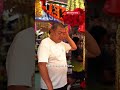 A Chinese flower garland maker in Little India | Crossing Cultures