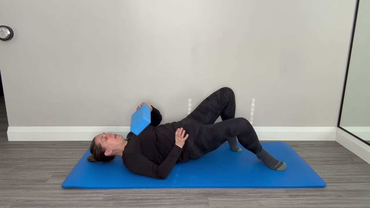 Restore pelvic mobility and connect to your hips