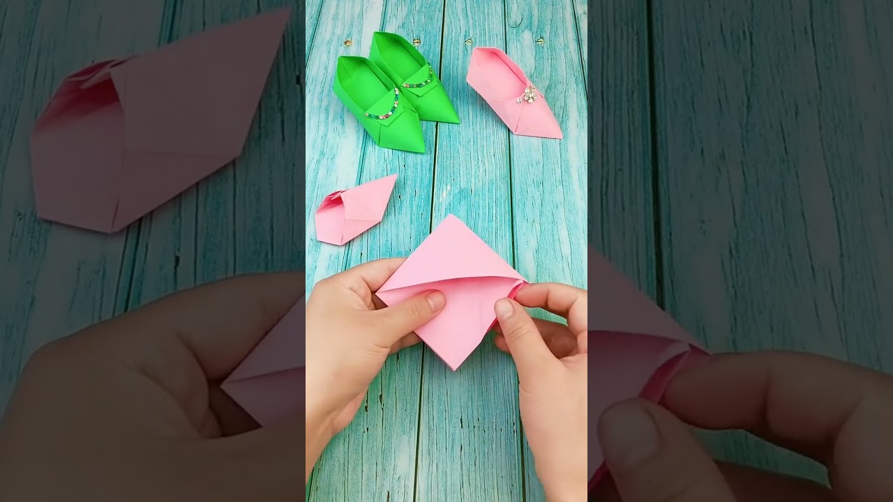 DIY doll shoes with paper - Projects for kids
