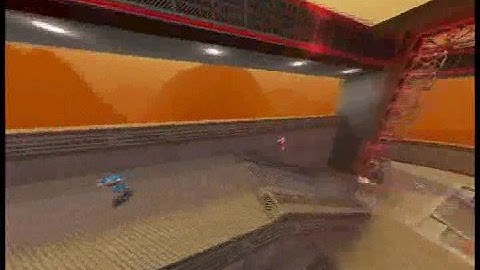 Quake 3 double rocket to shaft to rail (USCpmpickup CTF)