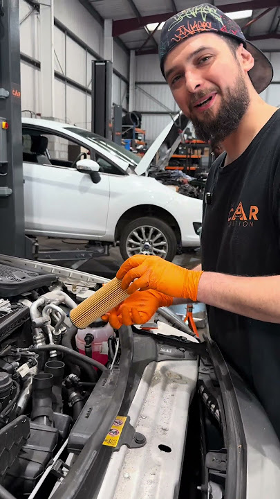 Mercedes C class in for a full service 🦾