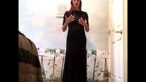 LuLaRoe Julia:  How to Style Her in Multiple Sizes