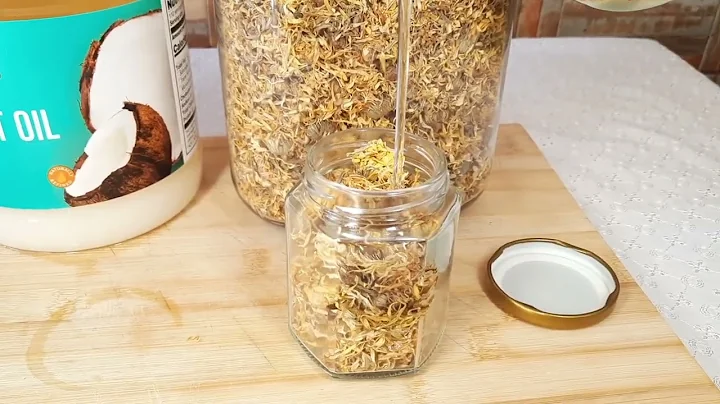 How To Make Calendula Oil For Skin and Eczema at home#skincare