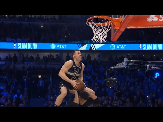 Pat Connaughton breaks down his best dunks & highlights with Omar