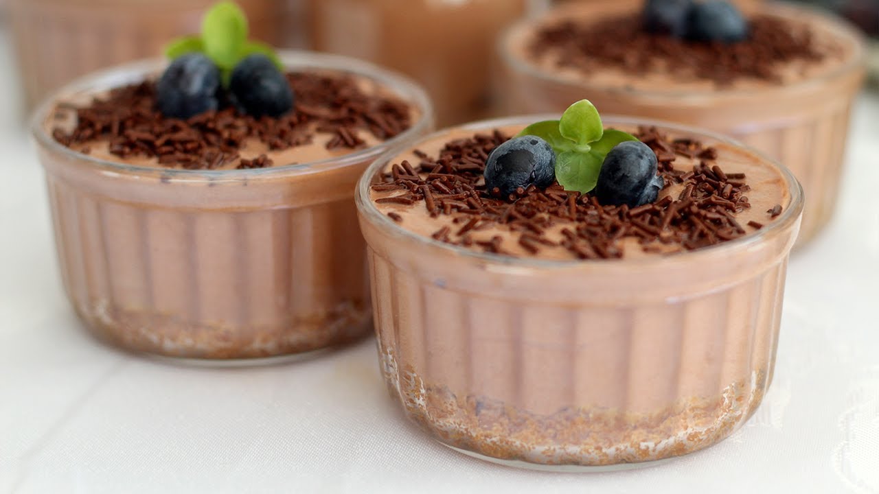 Cheesecake en vasitos con sabor a chocolate - Recetas de Isabel