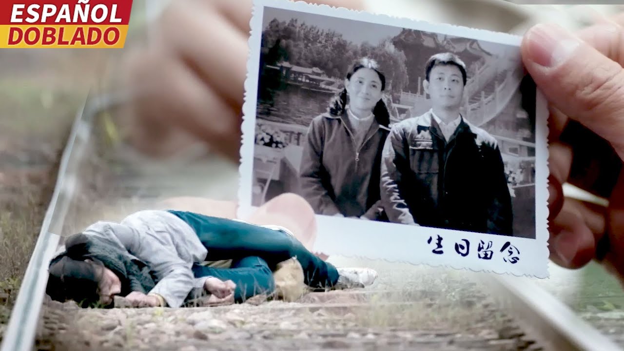 [Doblado Esp] ¡Chica Desmayada en el camino resulta ser Prometida del CEO! Otro Hombre la descubre..