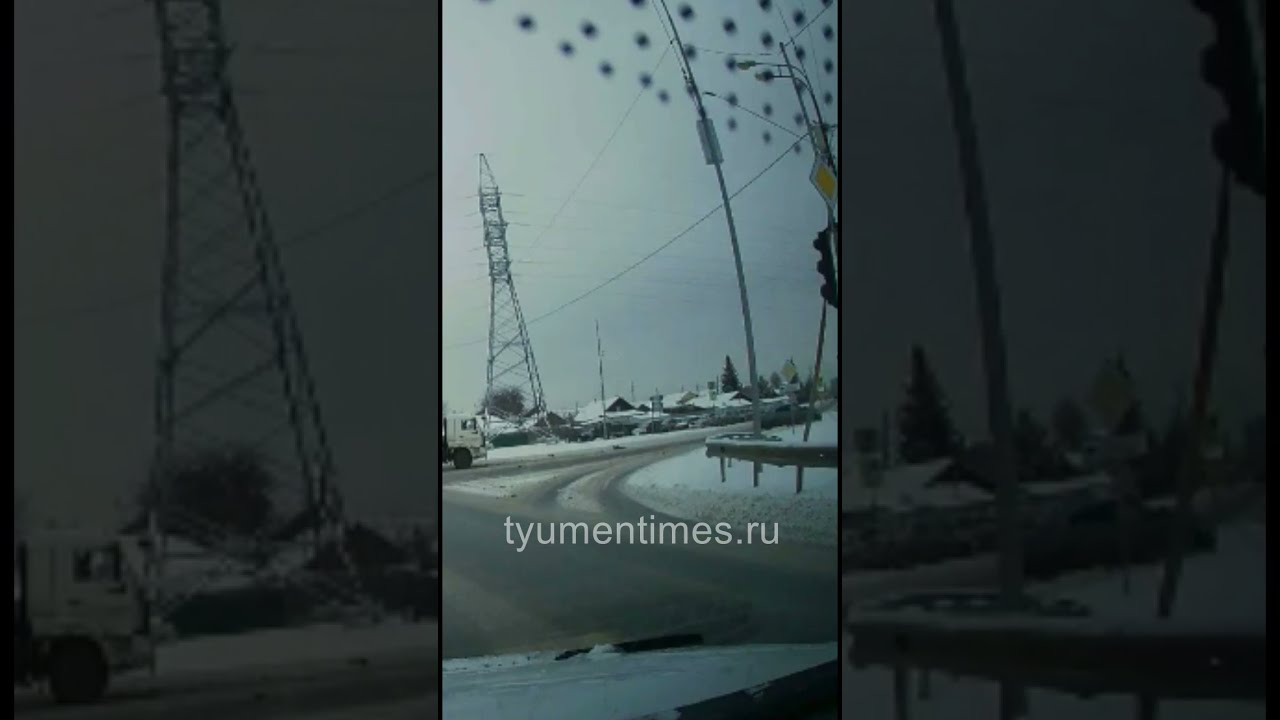 Почему опасно "успевать" на желтый. ДТП в Тюмени, 20.12.2021 